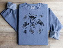 Load image into Gallery viewer, Vintage Spider Crewneck