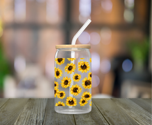 Load image into Gallery viewer, Sunflower 16oz Clear Glass Cup