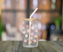 Load image into Gallery viewer, Retro Flower 16oz Clear Glass Cup

