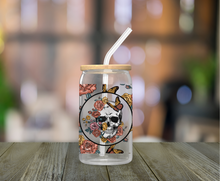 Load image into Gallery viewer, Floral Skull 16oz Clear Glass Cup

